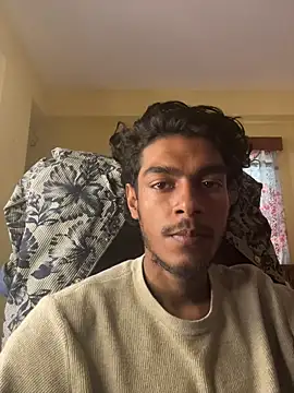 RavenKisses live sex cam