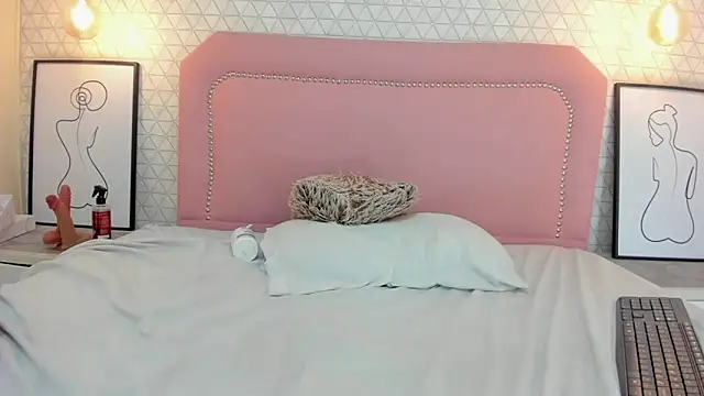 TAYLORMEYER1's cam snapshot