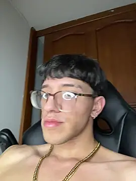 ArthurDavies_'s cam snapshot