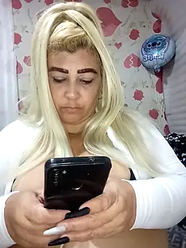 BonniAdams's cam snapshot