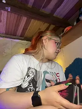 Sophia_Weest99's cam snapshot