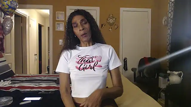 DivatheSnakecharmer's cam snapshot