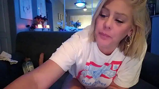 Lexi_Shocker's cam snapshot