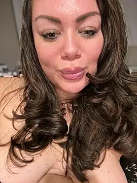 BadAssVeronica's cam snapshot