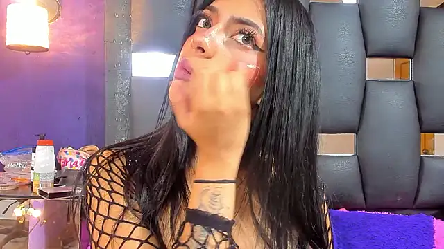 EMYCLARK01's cam snapshot