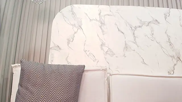 CharlotteBrownn_'s cam snapshot