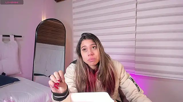 Rachell_criss's cam snapshot