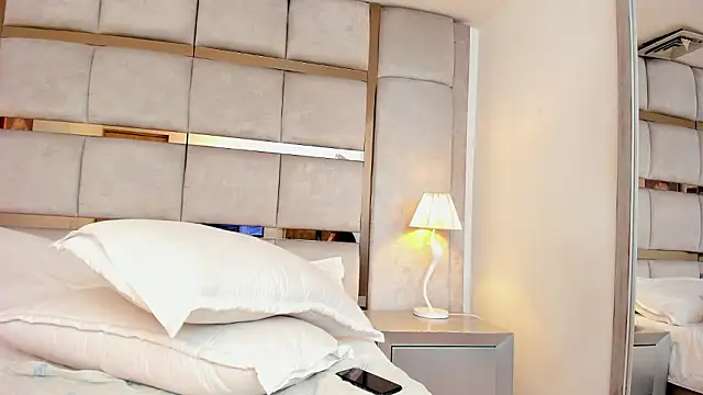 ThaliaCano's cam snapshot