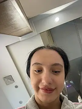 MiaTee's cam snapshot