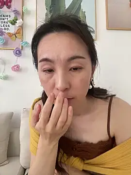 you-005 live sex cam