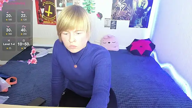 Cattie_w_'s cam snapshot