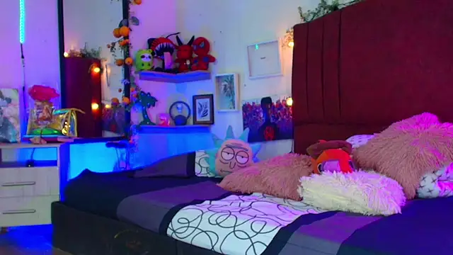 alisson_zafiro_'s cam snapshot