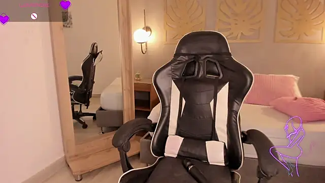 caro03x's cam snapshot