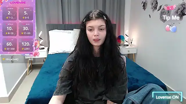 MileyRood's cam snapshot