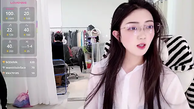 yangyang-777 live sex cam