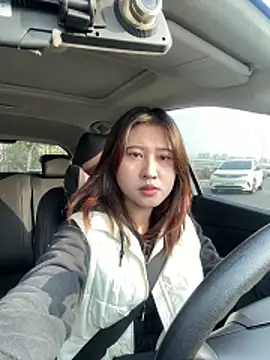 Liliya-77 live sex cam