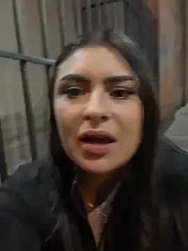 AbrilAw's cam snapshot