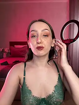 LuxBrunette_ live sex cam