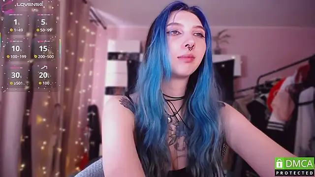 JustMeowGirl's cam snapshot