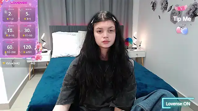 MileyRood's cam snapshot