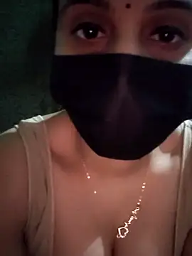 Horny_Shalu live sex cam