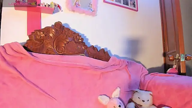 Rebecahart's cam snapshot