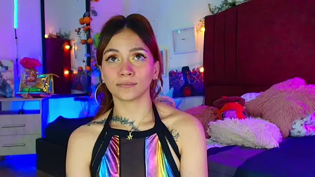 alisson_zafiro_'s cam snapshot