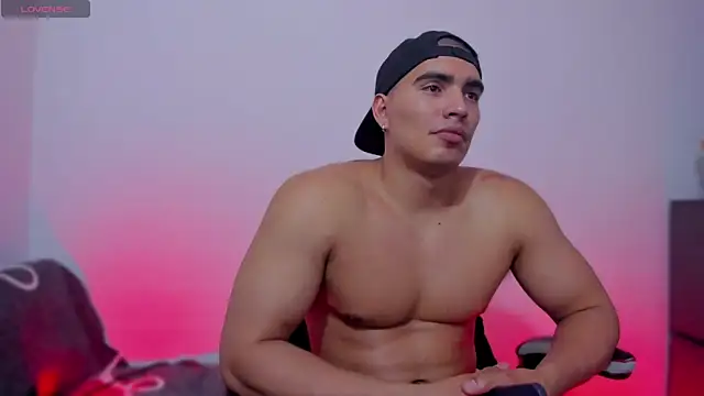 JamesGraay live sex cam