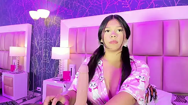 HatsaJones's cam snapshot