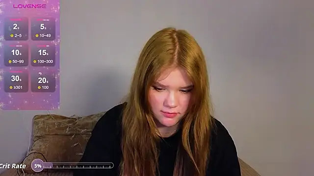 LaseyMoon live sex cam