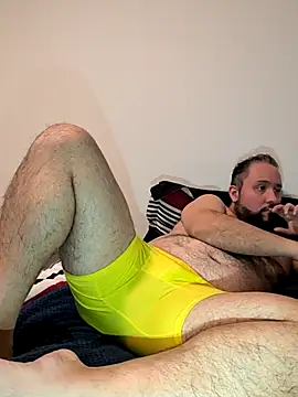 Hairy_bear86 live sex cam
