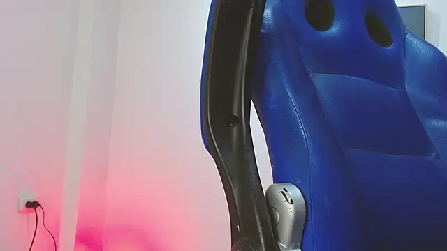 Joeysexx2 live sex cam