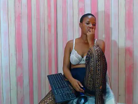 ebonyfirexx's cam snapshot