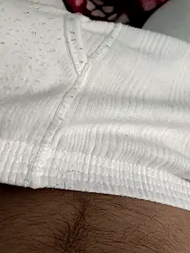 Hornyucum4me live sex cam