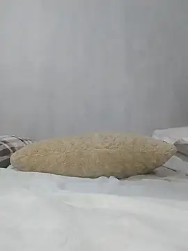 Stallion100 live sex cam