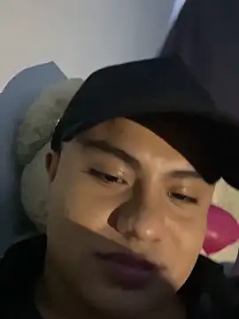 andresmahecha777's cam snapshot