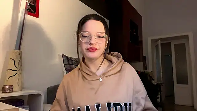 Leilla_Marusel's cam snapshot