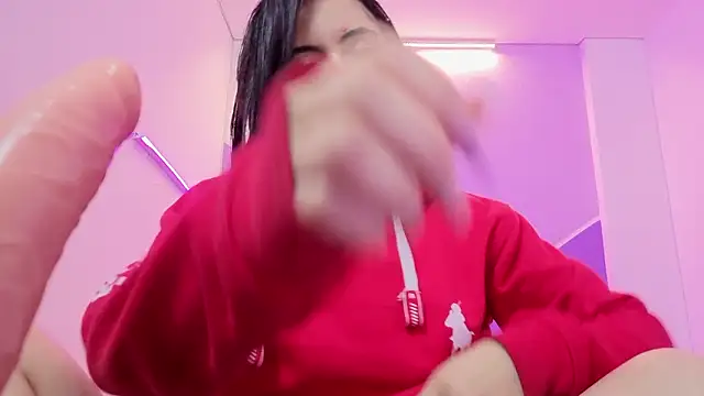 Analuciaa_'s cam snapshot