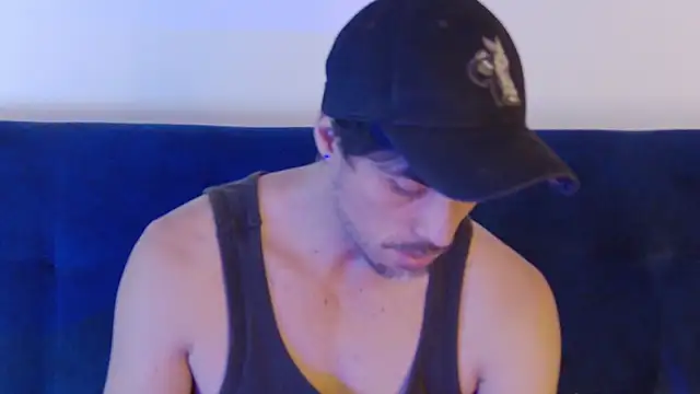 Adam_MillanFF live sex cam