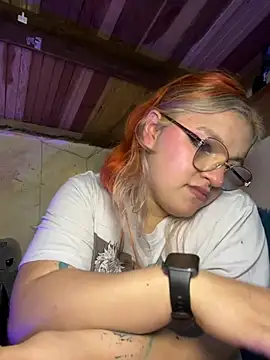Sophia_Weest99's cam snapshot