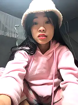 Lynly_k2's cam snapshot