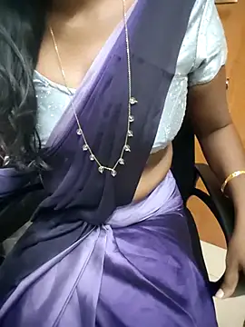 Tamilmallu-duskygirl03's cam snapshot