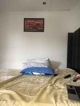 BQueen223 live sex cam