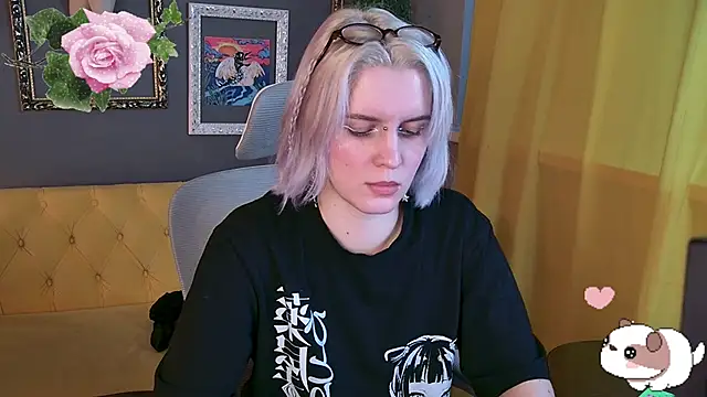 BethanyCloud's cam snapshot