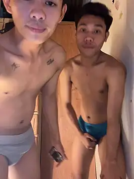 boynextdoor4uX live sex cam