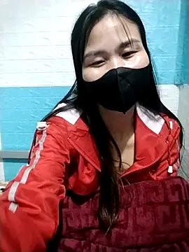 Donatella28 live sex cam