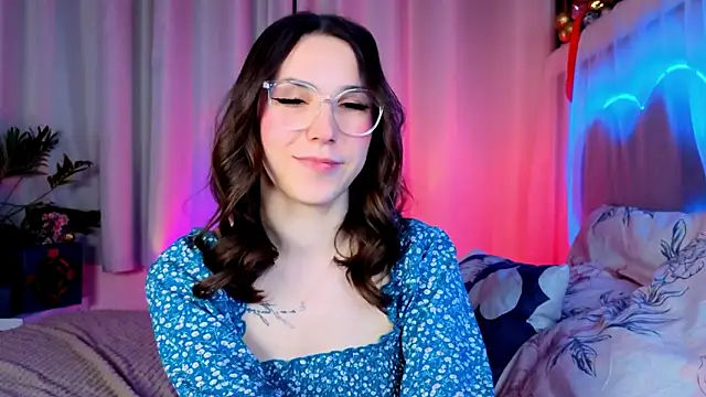 -CindyLou's cam snapshot