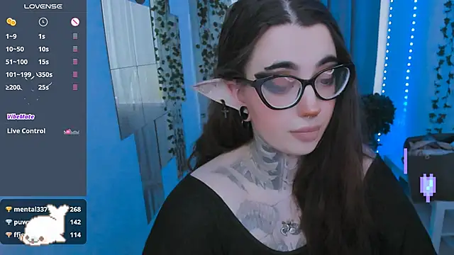 Dixi_Pixi_'s cam snapshot