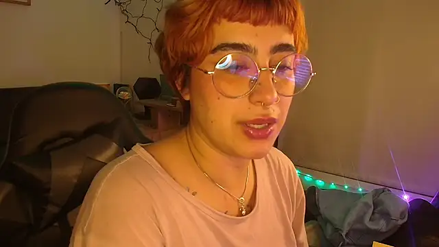 Miacatsito3's cam snapshot