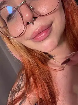 YunoRose_'s cam snapshot